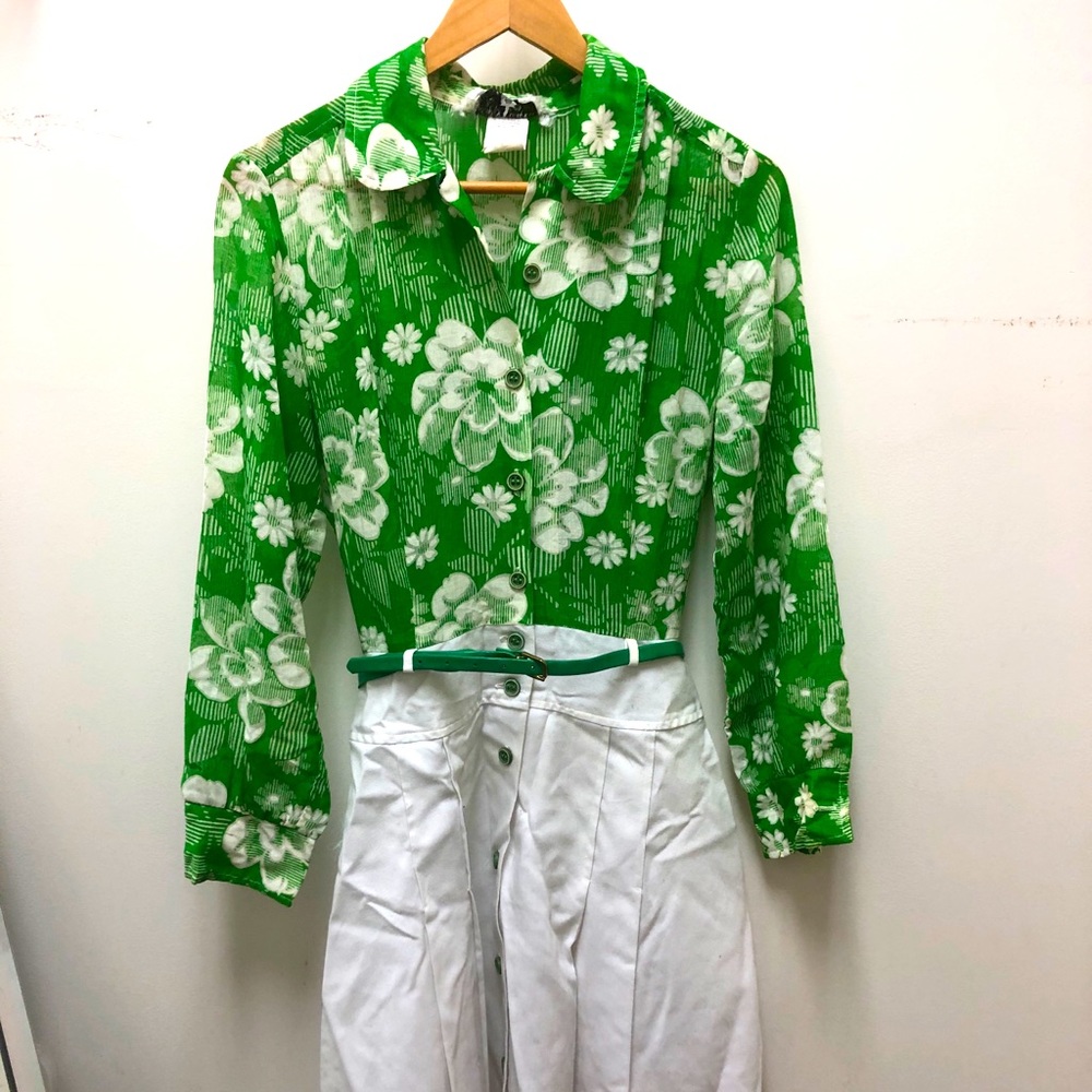Vintage 70’s Green and white belted dress
